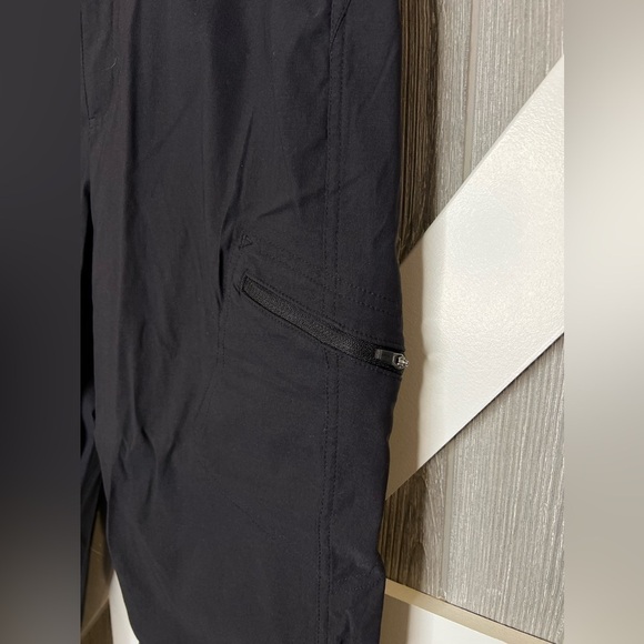 B16.26 Eddie Bauer Womenās Capri Hiking size 10 black - Picture 3 of 8